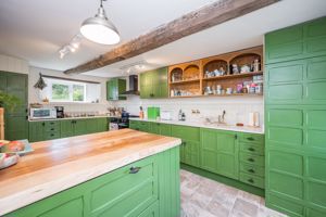 Kitchen- click for photo gallery